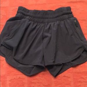 lululemon athletic shorts size 4